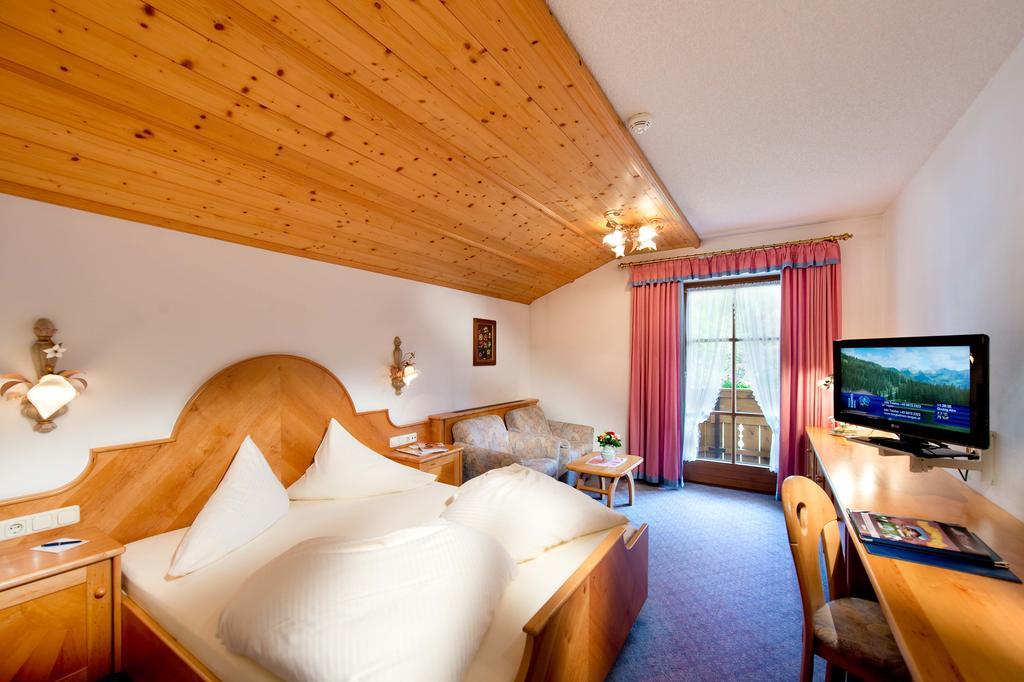 Hotel Bergland Лермос Стая снимка