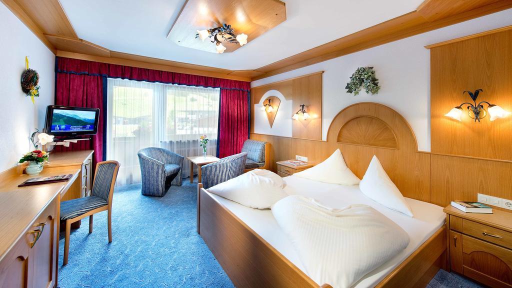 Hotel Bergland Лермос Стая снимка