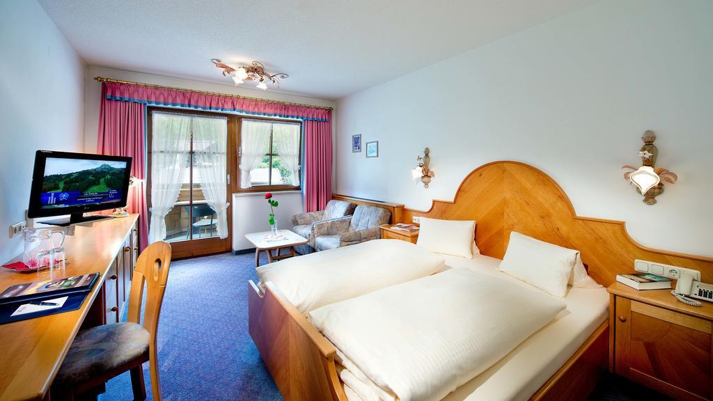 Hotel Bergland Лермос Стая снимка