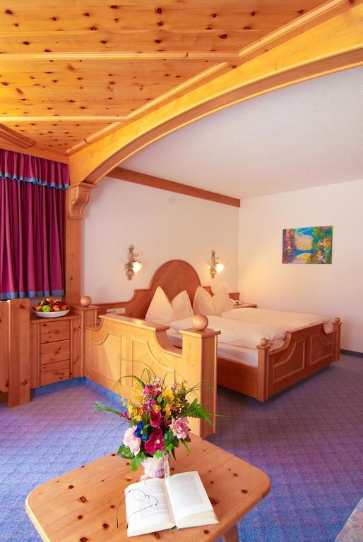 Hotel Bergland Лермос Стая снимка